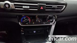 Kia Seltos Бензин 1.6 Turbo 2WD 2022 года из Южной Кореи