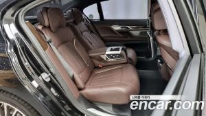 BMW 7-Series 740Li xDrive Design Pure Excellence 2020 года из Южной Кореи
