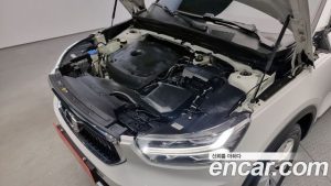 Volvo XC40 T4 PowerPulse 2020 года из Южной Кореи