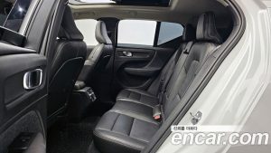 Volvo XC40 T4 PowerPulse 2020 года из Южной Кореи