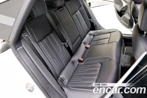 Audi A7 50 TDI 4WD Premium 2020 года из Южной Кореи