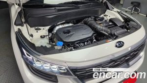 Kia Seltos Бензин 1.6 Turbo 2WD 2020 года из Южной Кореи