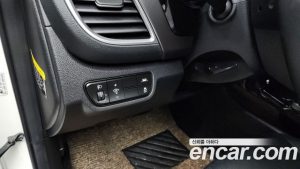 Kia Seltos Бензин 1.6 Turbo 2WD 2020 года из Южной Кореи