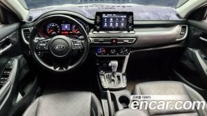 Kia Seltos Бензин 1.6 Turbo 2WD 2020 года из Южной Кореи