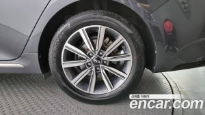 Kia K5 2.0 2020 года из Южной Кореи