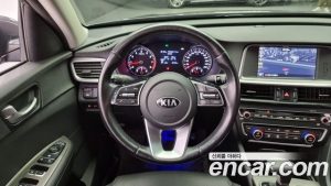 Kia K5 2.0 2020 года из Южной Кореи