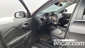Jeep Cherokee 2.4 Limited 2WD 2021 года из Южной Кореи