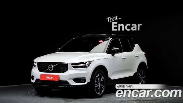 Volvo XC40 B4 R-디자인 2021 года из Кореи