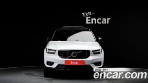 Volvo XC40 B4 R-디자인 2021 года из Южной Кореи