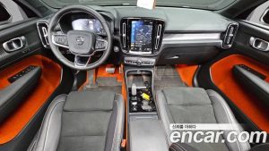 Volvo XC40 B4 R-디자인 2021 года из Южной Кореи