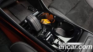 Volvo XC40 B4 R-디자인 2021 года из Южной Кореи