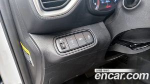 Hyundai Venue 1.6 Modern 2020 года из Южной Кореи