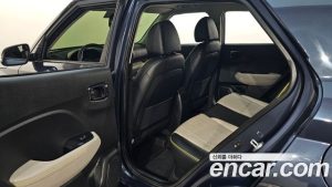 Hyundai Venue 1.6 Flux 2020 года из Южной Кореи