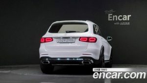 Mercedes-Benz GLC-Class GLC300 4MATIC Premium 2020 года из Южной Кореи