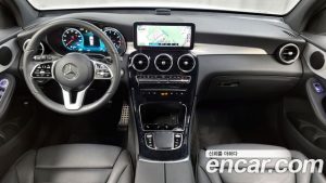Mercedes-Benz GLC-Class GLC300 4MATIC Premium 2020 года из Южной Кореи