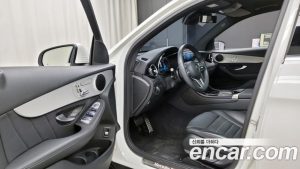 Mercedes-Benz GLC-Class GLC300 4MATIC Premium 2020 года из Южной Кореи