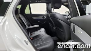 Mercedes-Benz GLC-Class GLC300 4MATIC Premium 2020 года из Южной Кореи