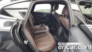 BMW 2-Series 218d M Sport 2021 года из Южной Кореи
