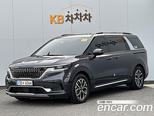 Kia Carnival 9-Seater Signature 2021 года из Кореи