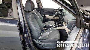 Hyundai Venue 1.6 Modern 2020 года из Южной Кореи