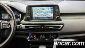 Kia Seltos Бензин 1.6 Turbo 2WD 2022 года из Южной Кореи
