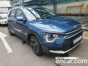Kia Niro Prestige 2024 года из Южной Кореи