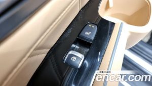 Kia Sorento HEV 1.6 2WD 2021 года из Южной Кореи