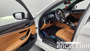 BMW 5-Series 530e M Sport 2020 года из Южной Кореи