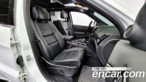 Jeep Cherokee 3.6 Overland 2021 года из Южной Кореи