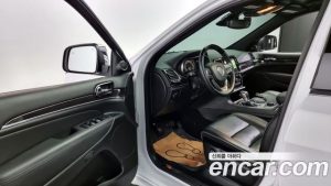 Jeep Cherokee 3.6 Overland 2021 года из Южной Кореи