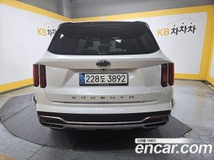 Kia Sorento Дизель 2.2 2WD 2021 года из Южной Кореи