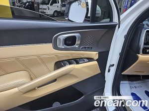 Kia Sorento Дизель 2.2 2WD 2021 года из Южной Кореи