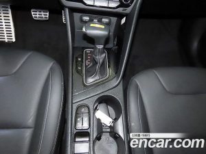 Kia Niro 1.6 HEV 2020 года из Южной Кореи