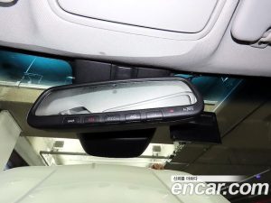 Kia Niro 1.6 HEV 2020 года из Южной Кореи