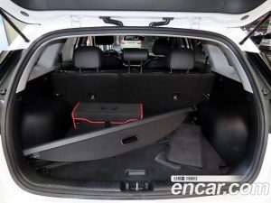 Kia Niro 1.6 HEV 2020 года из Южной Кореи
