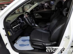 Kia Niro 1.6 HEV 2020 года из Южной Кореи