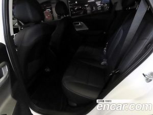 Kia Niro 1.6 HEV 2020 года из Южной Кореи