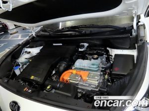 Kia Niro 1.6 HEV 2020 года из Южной Кореи