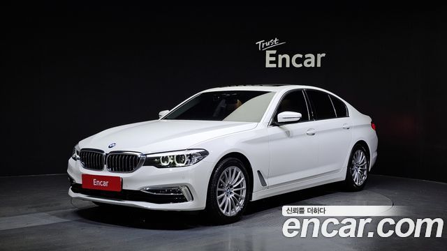 BMW 5-Series 520i Luxury 2020 года из Кореи