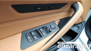 BMW 5-Series 520i Luxury 2020 года из Южной Кореи