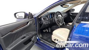 Maserati Ghibli 3.0 Дизель GranSport 2020 года из Южной Кореи