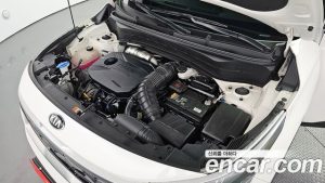 Kia Seltos Бензин 1.6 Turbo 2WD 2021 года из Южной Кореи