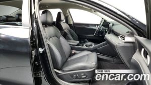 Kia K5 2.0 2021 года из Южной Кореи