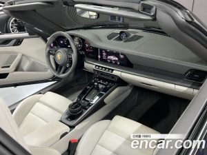 Porsche 911 TARGA 4 2021 года из Южной Кореи