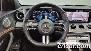 Mercedes-Benz E-Class E350 4MATIC AMG Line 2021 года из Южной Кореи