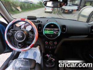 Mini Countryman ALL4 2020 года из Южной Кореи