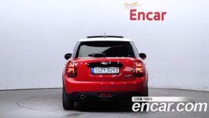 Mini Cooper 5Door HIGH 2021 года из Южной Кореи