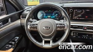 Kia K5 2.0 2020 года из Южной Кореи