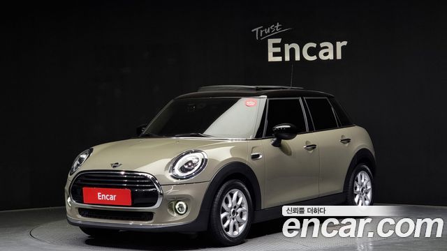 Mini Cooper 5Door HIGH 2020 года из Кореи