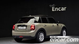 Mini Cooper 5Door HIGH 2020 года из Южной Кореи
